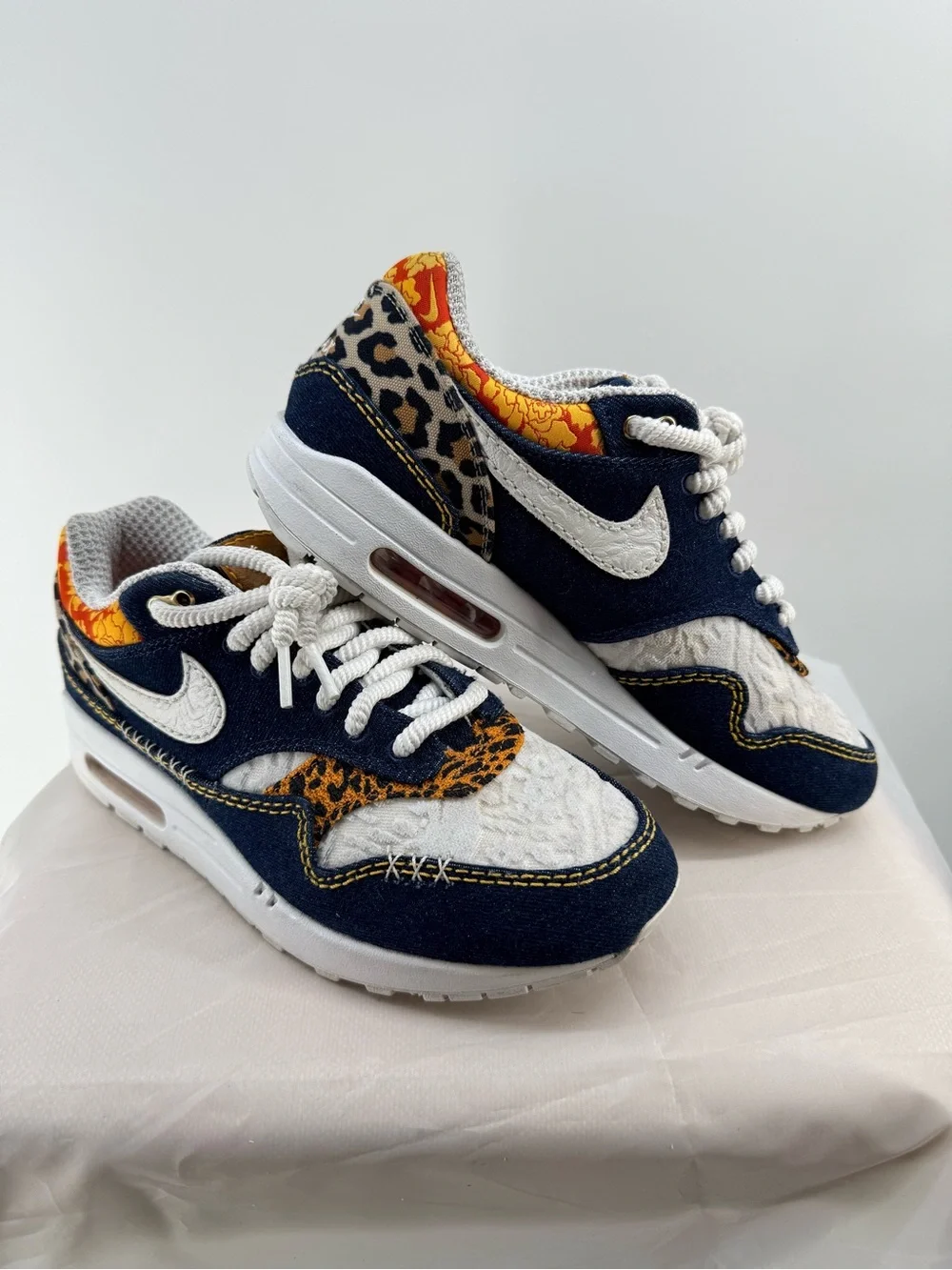 Air Max 1 Premium Denim Leopard Size 9M